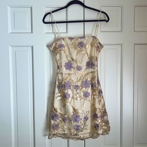 Lucy in the sky amari gold floral mesh dress - never worn - new condition